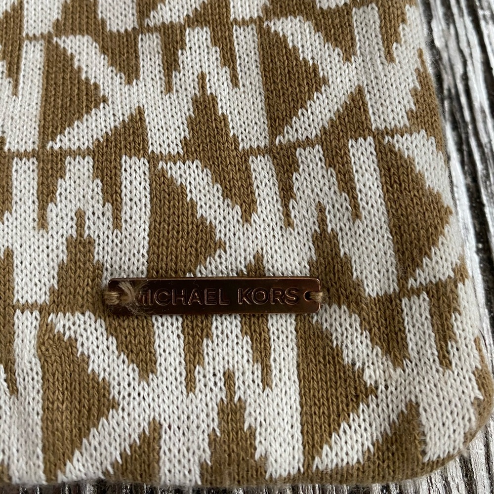 Michael Kors MK Logo Knit Scarf - Tan - Picture 2 of 5